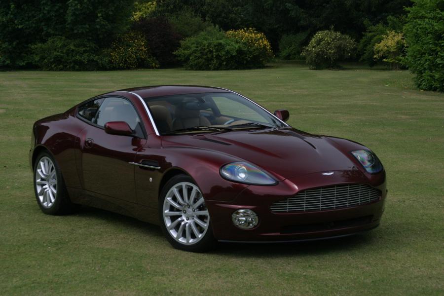  Aston Martin V12 Vanquish 2001 года  (WW) (фото 5 из 24)